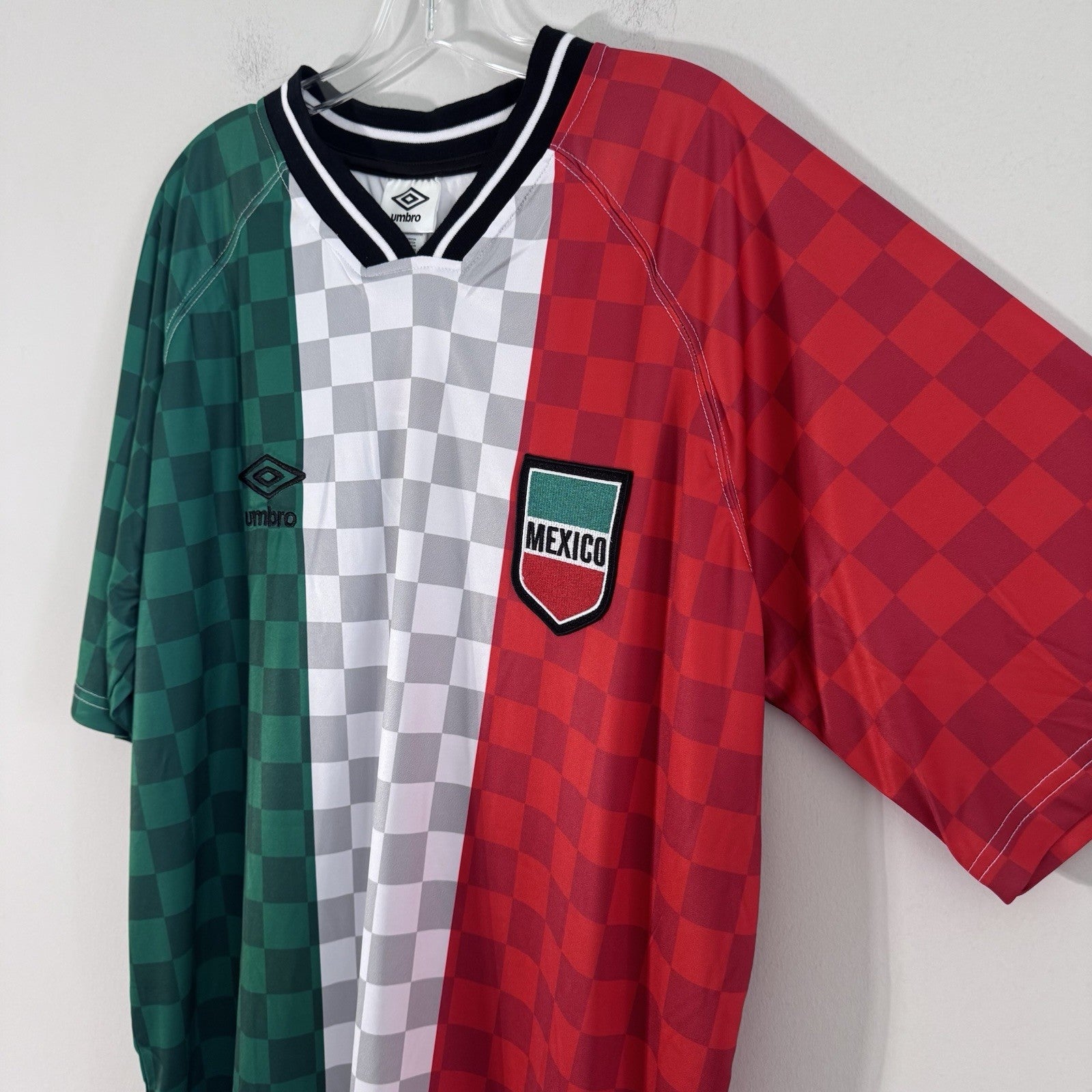 NWT Umbro Mexico Jersey Mens Large Soccer Shirt Green White Red NEW Ships Fast!