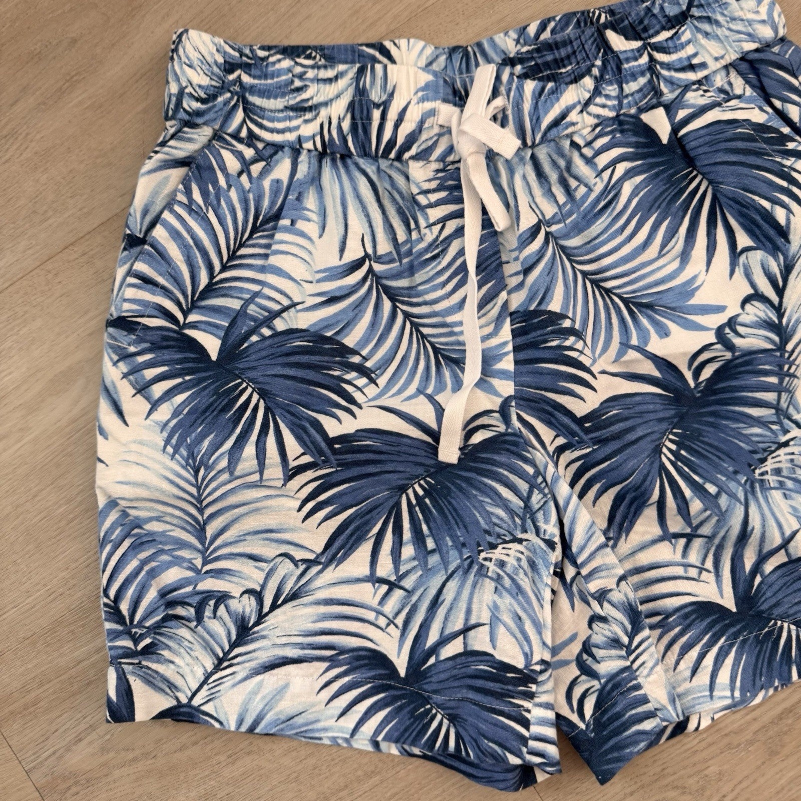 Talbots XS Shorts Bundle Lot 3 Tropical Pull On Summer Casual Linen