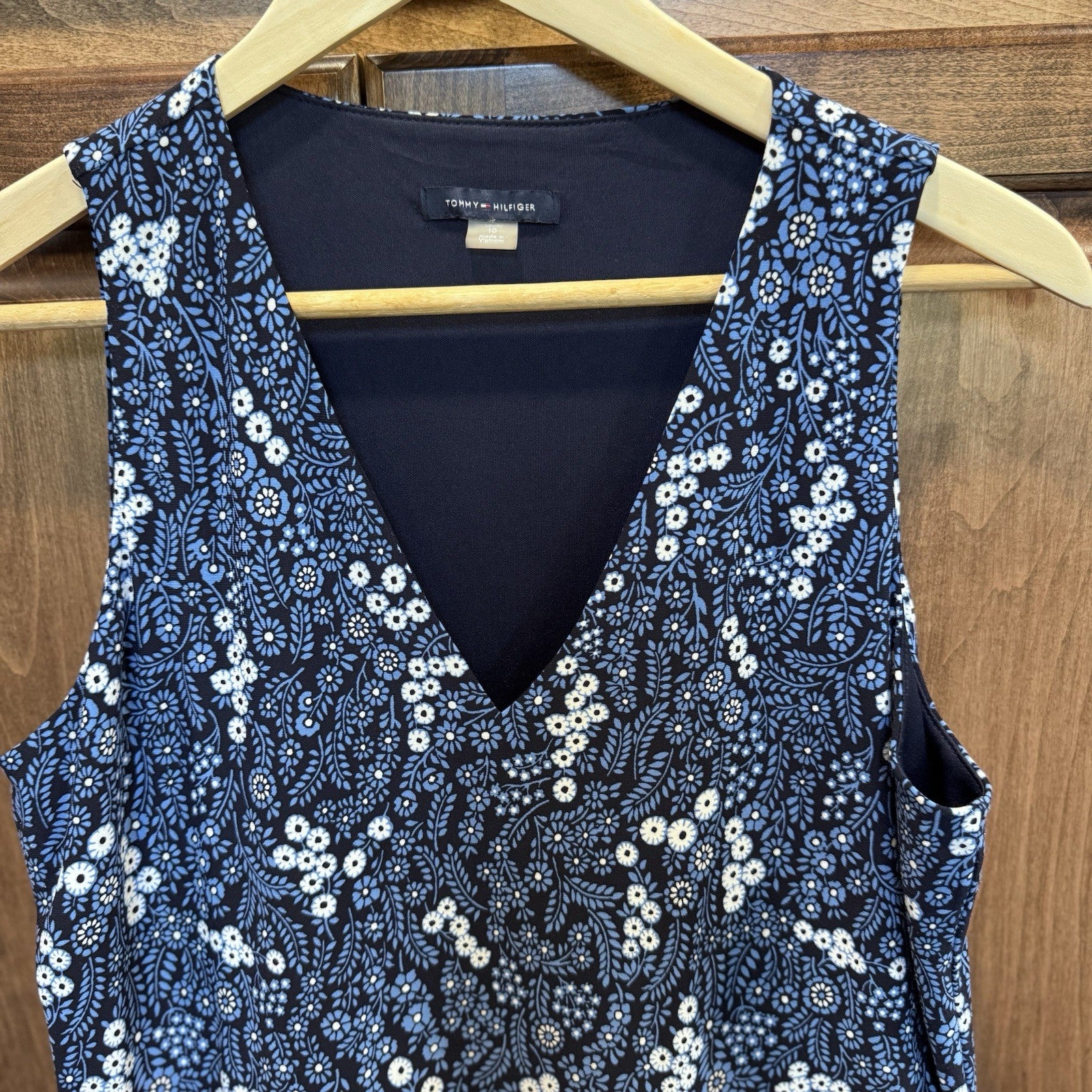 Tommy Hilfiger Blue Floral Tiered Sleeveless Dress Size 10 | V-Neck Fit & Flare