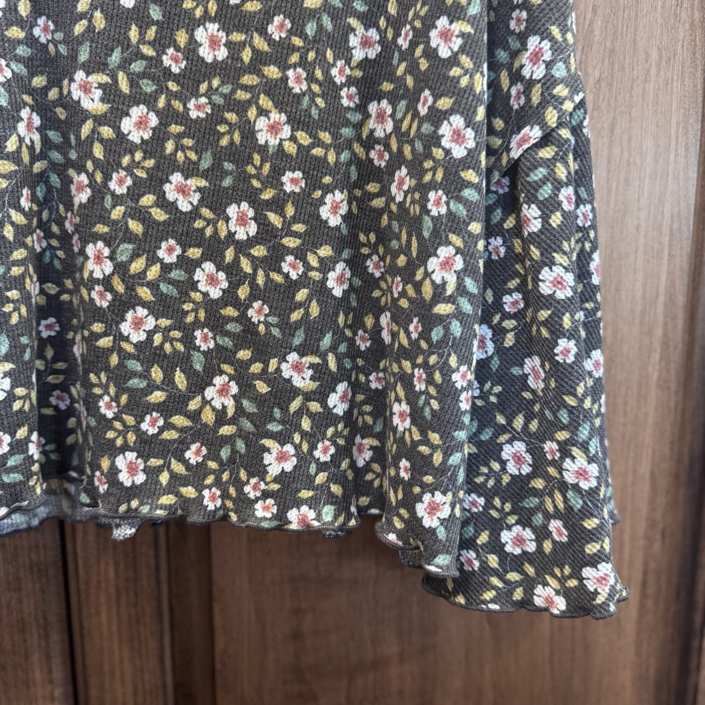Altar’d State Floral Bell Sleeve Knit Top Size Small – Boho Ribbed Long Sleeve