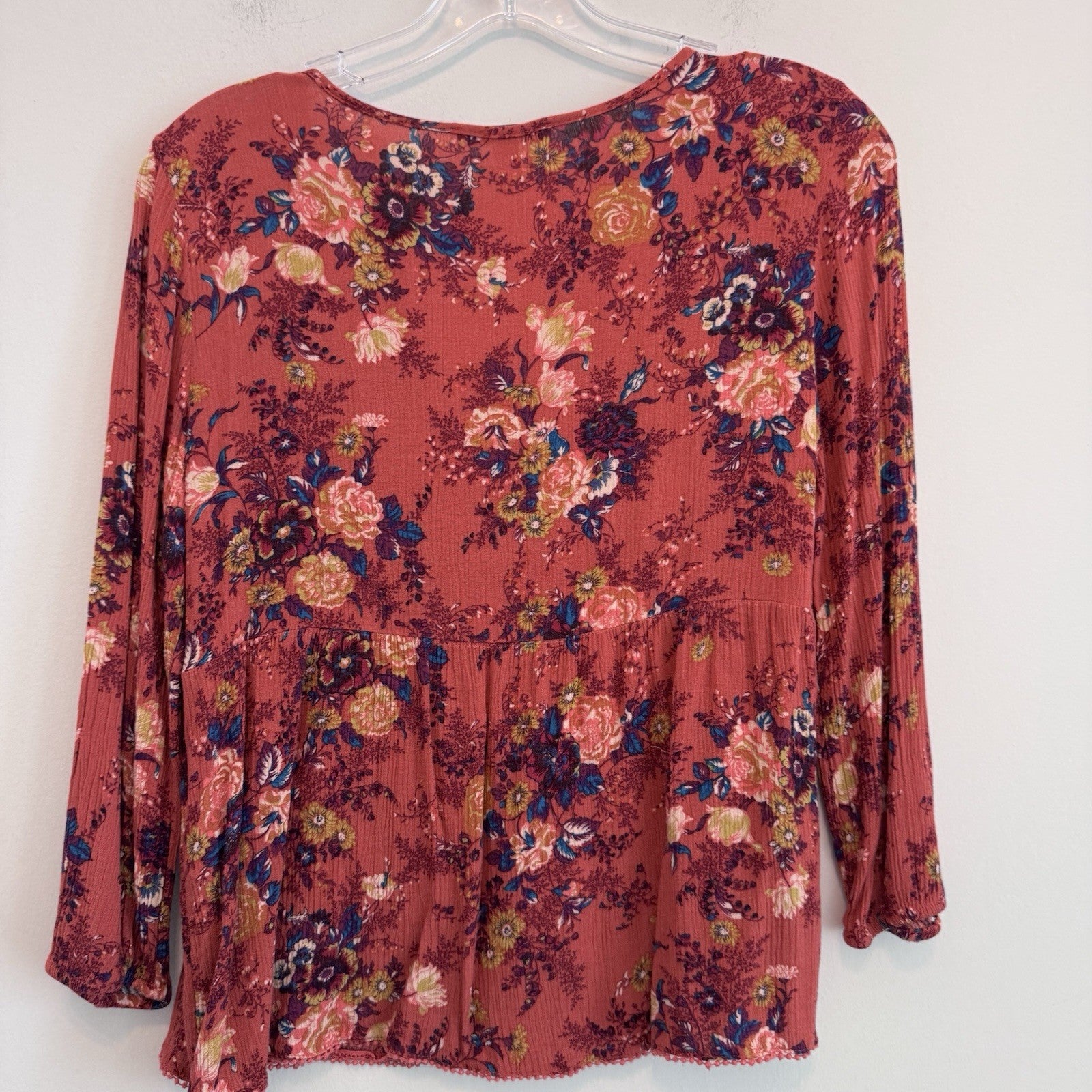 American Eagle Floral Boho Peasant Top Small Coral Pink Keyhole Long Sleeve