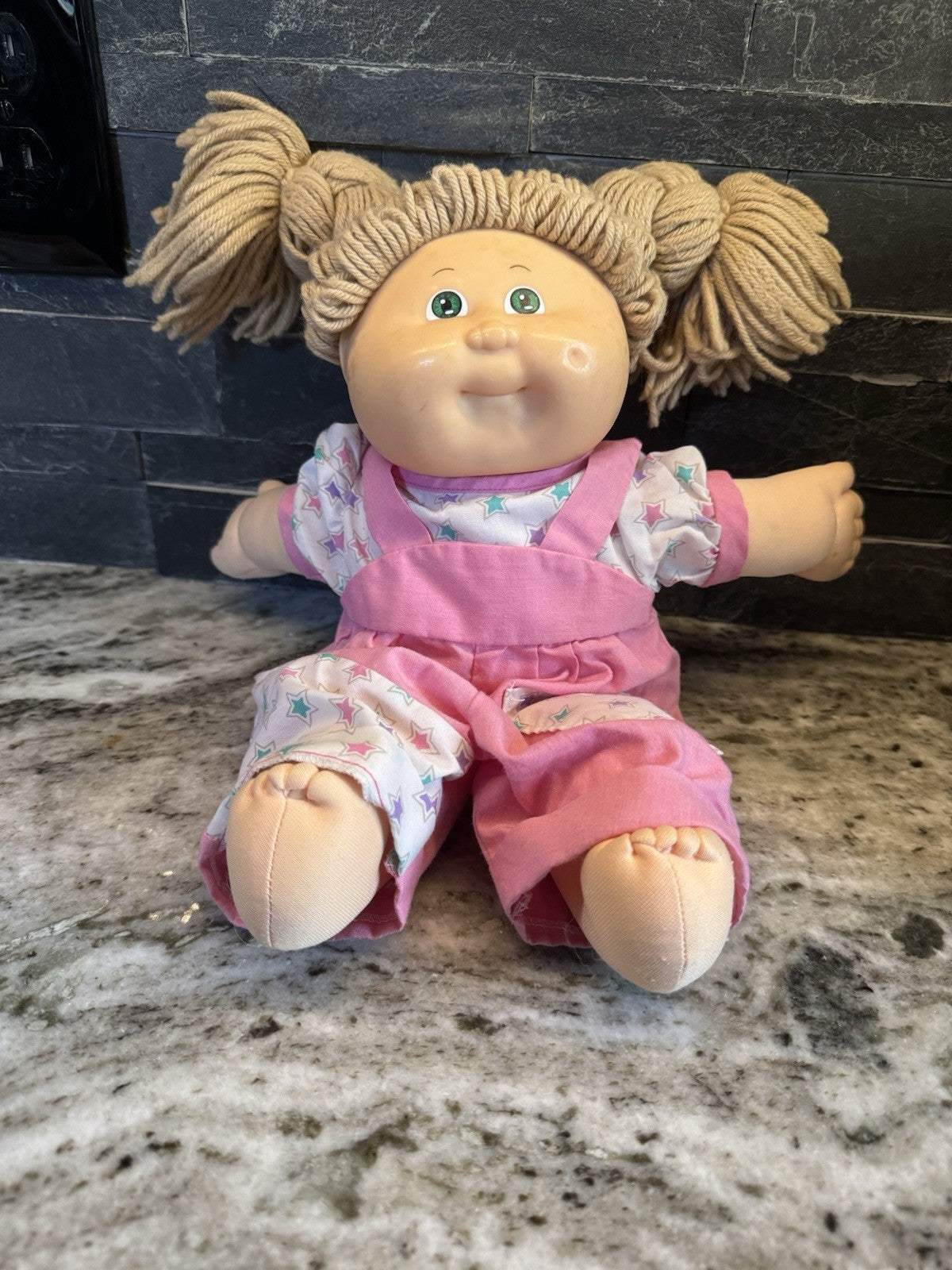 Cabbage patch vintage 1988 blond hair doll