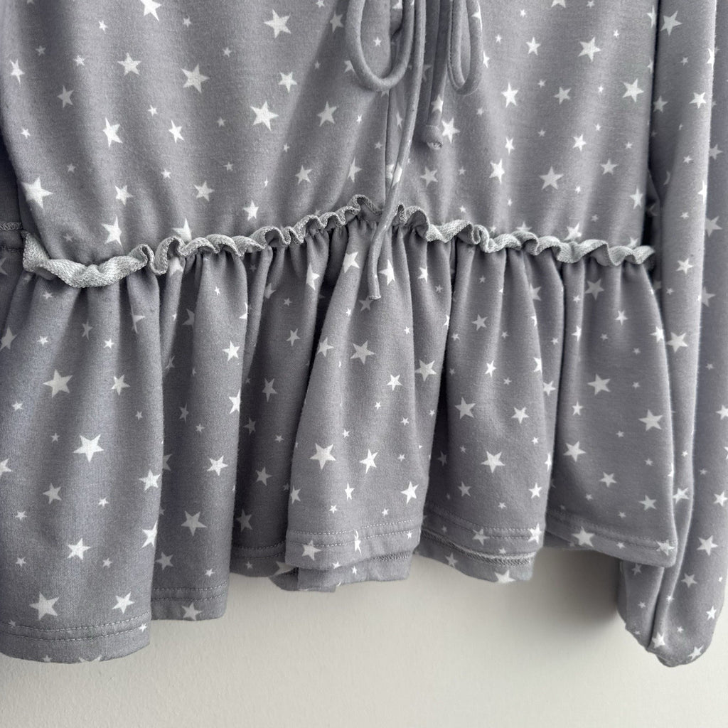 Altar'd State Womens BOHO Star Print Peplum Top Small Gray Tie Neck Puff Sleeve
