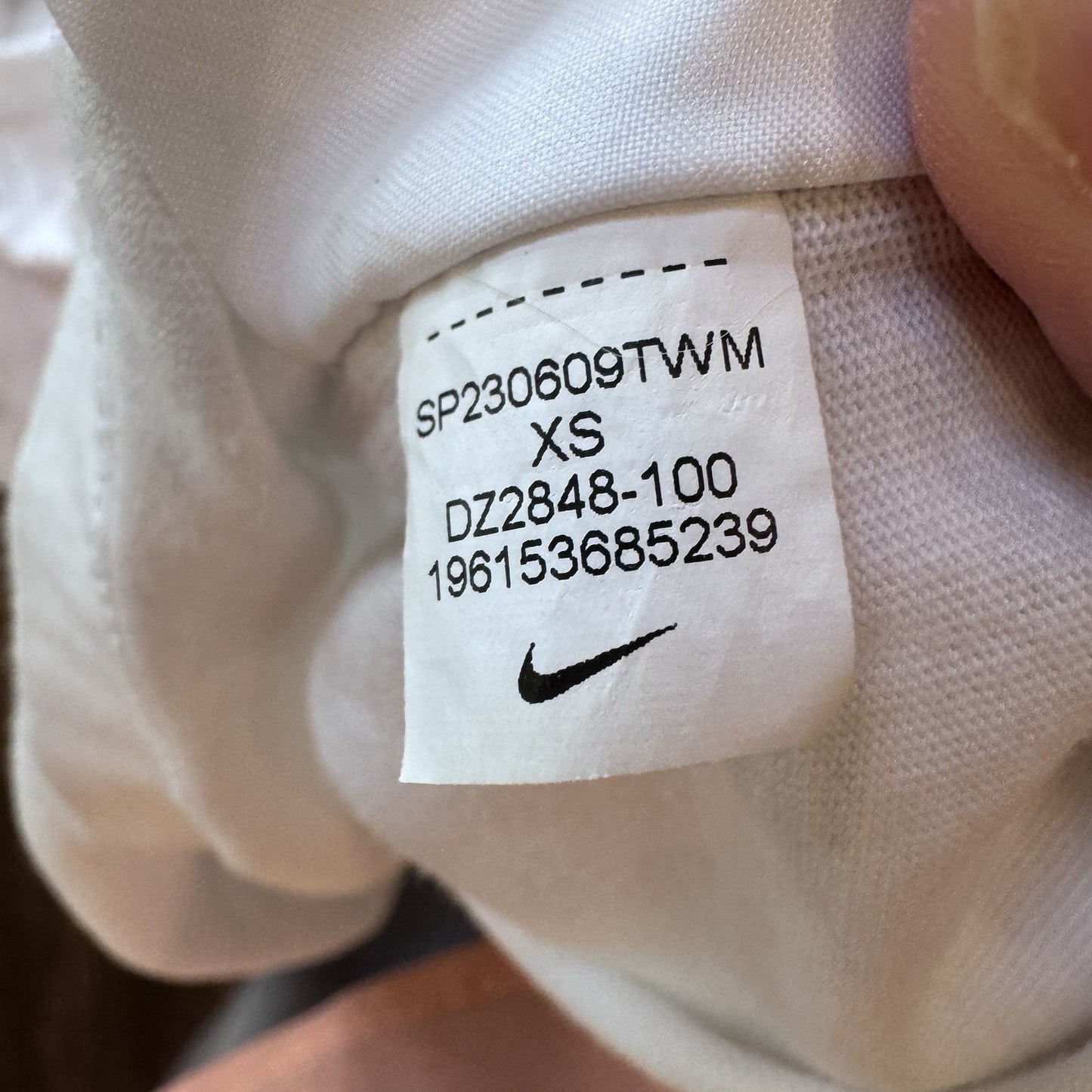 Nike Moving Co. Tee XS White Cartoon Graphic Shoe T-Shirt DZ2848-100