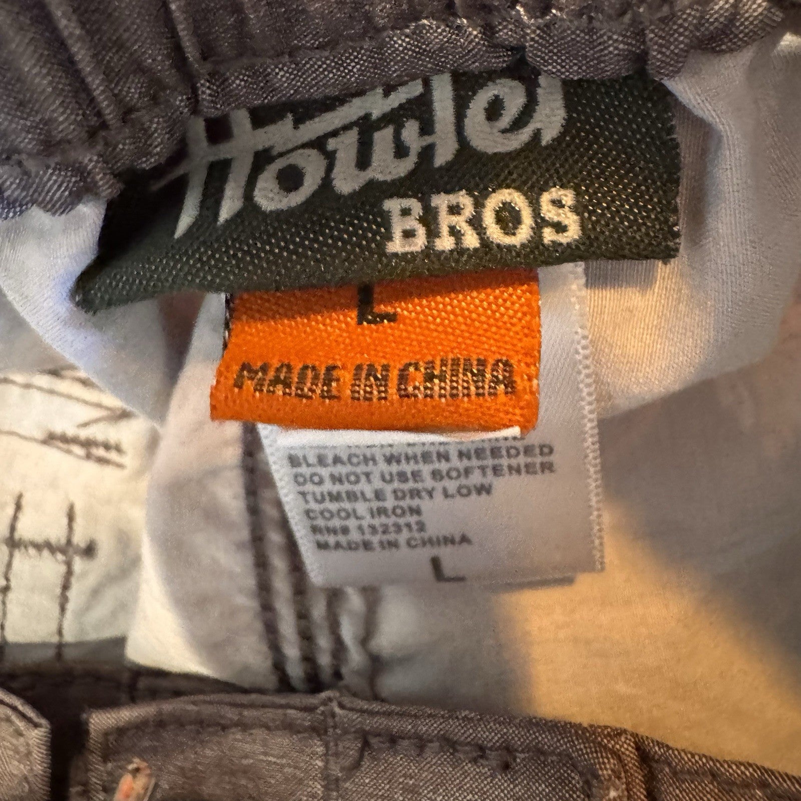 Howler Brothers Boys Large Horizon Hybrid Shorts Brown Rooster Cactus Print L