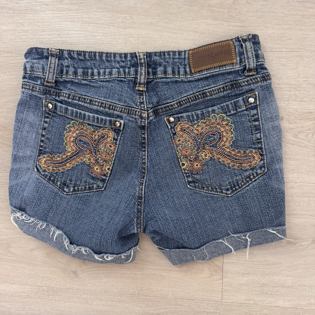 Rocawear Y2K Denim Shorts Sz 5 Low Rise Embroidered Logo Women’s Baddie