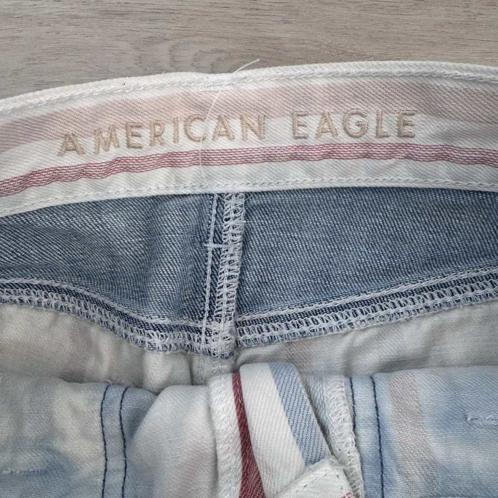 American Eagle Mom Shorts Women’s 4 Y2K Stripe Denim Frayed Raw Hem