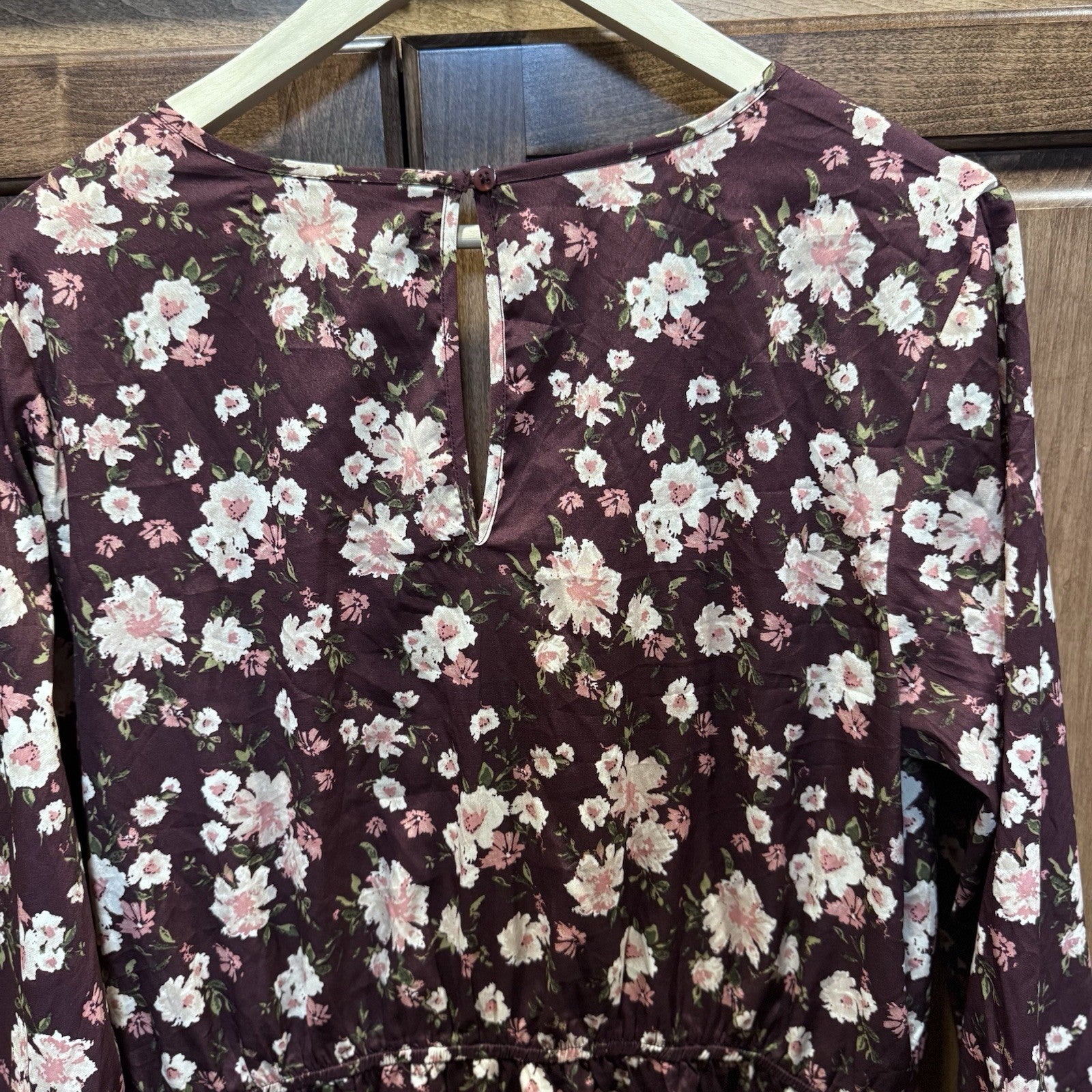 American Rag Cie Women’s Floral Romper Size XL Burgundy Rose Print Long Sleeve