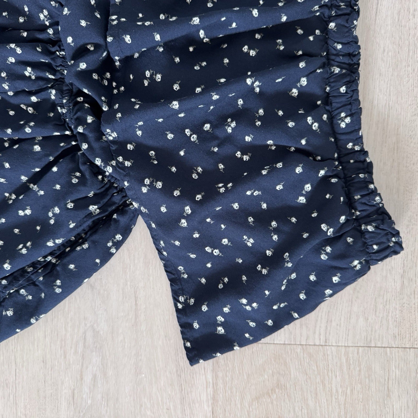 Hollister Off Shoulder Floral Romper Navy Blue Size S Boho Summer