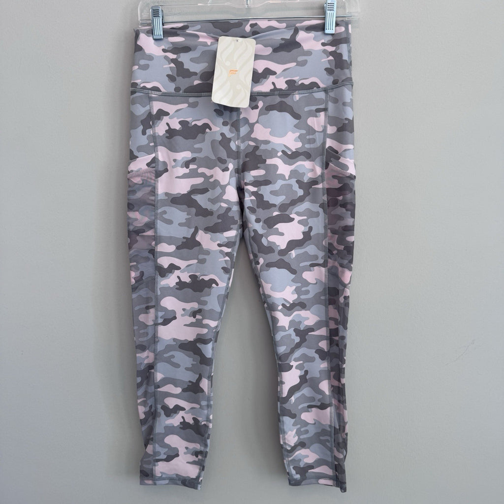 NWT Fabletics Mila Pocket Capri Leggings Camo Pink Gray M PowerHold