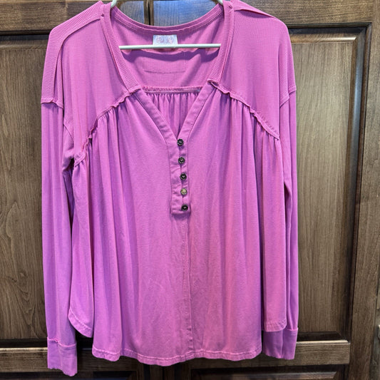 Pink Lily Henley Top Size Medium Pink Long Sleeve Button Front Stretch Casual