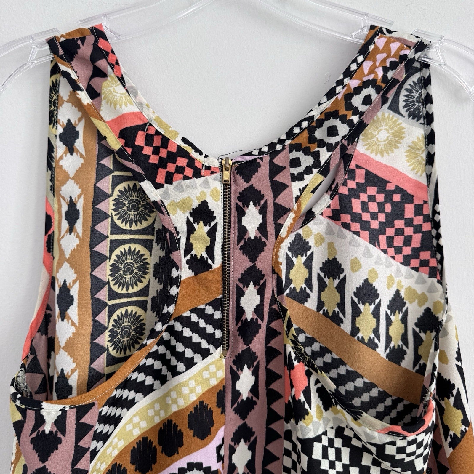 Y2K Body Central Tribal Geometric High Low Tank S
