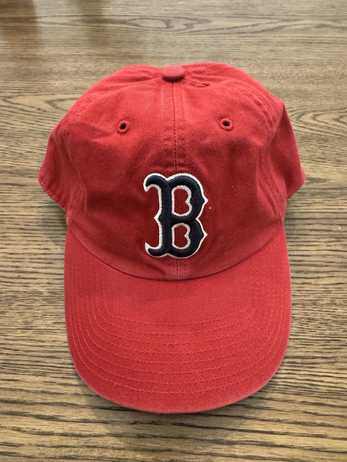 Boston Red Sox Baseball Cap Red B Logo MLB The Franchise Fitted Garment Wash Sm
