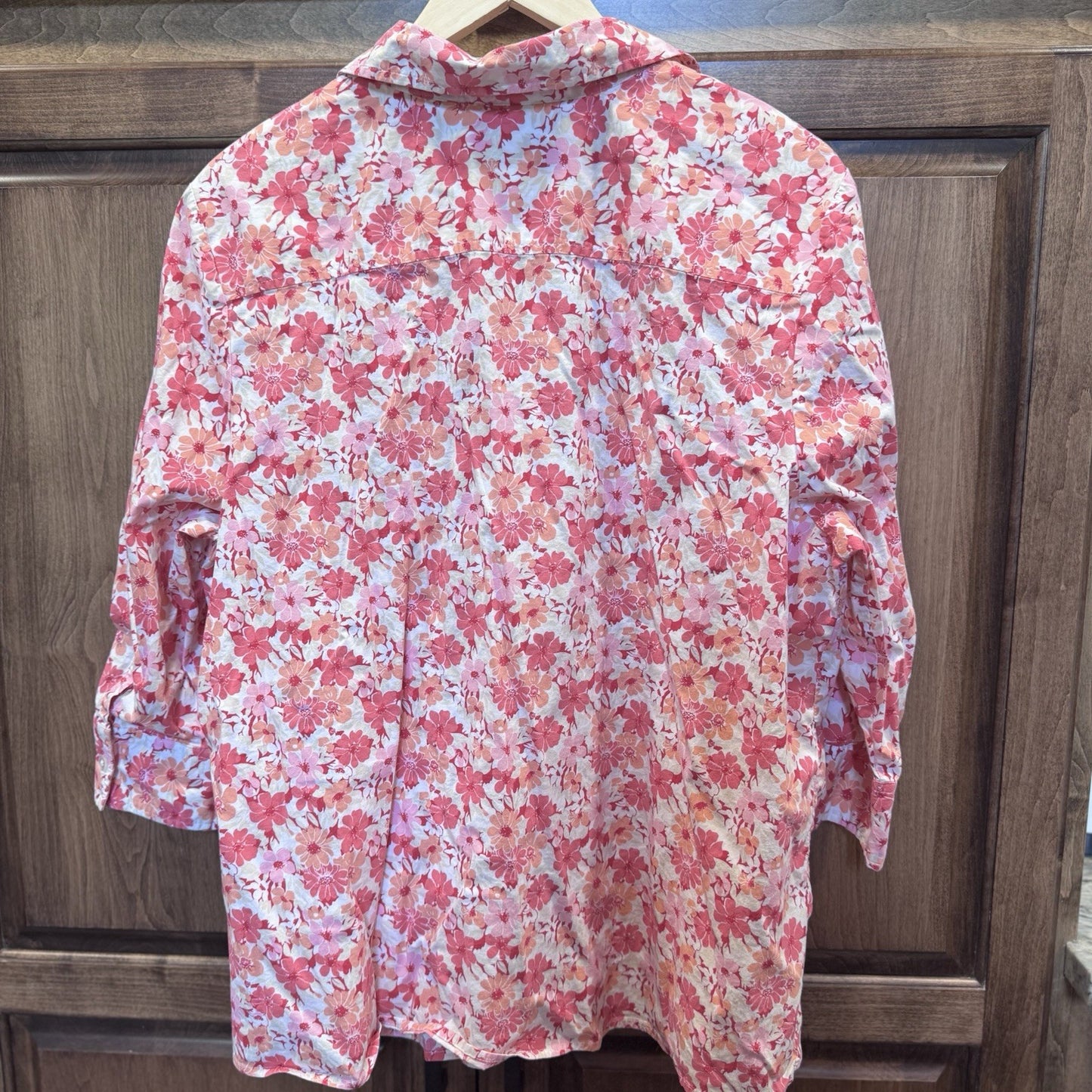 Kim Rogers Woman 2X Floral Button-Up Shirt Pink Orange White Cotton