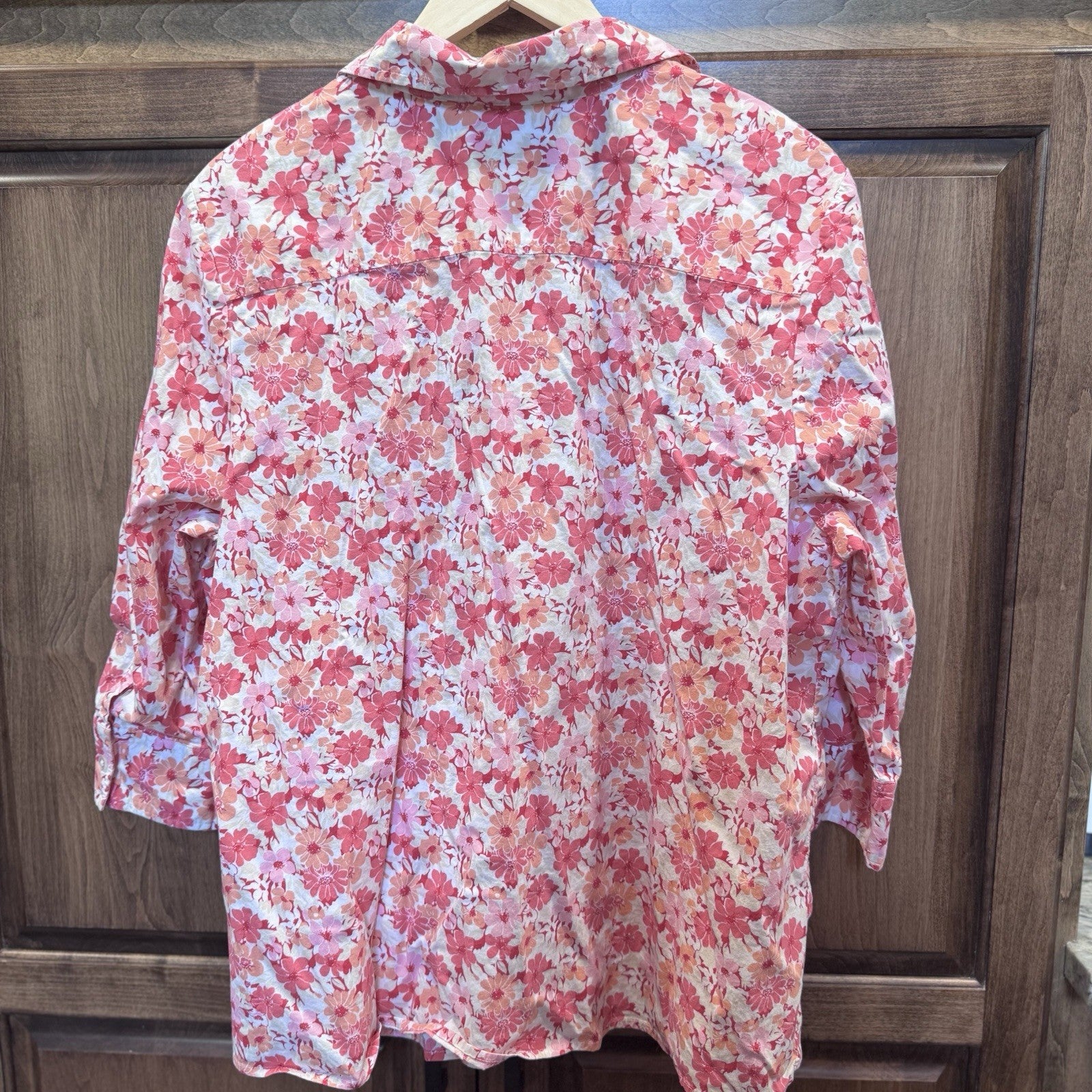 Kim Rogers Woman 2X Floral Button-Up Shirt Pink Orange White Cotton