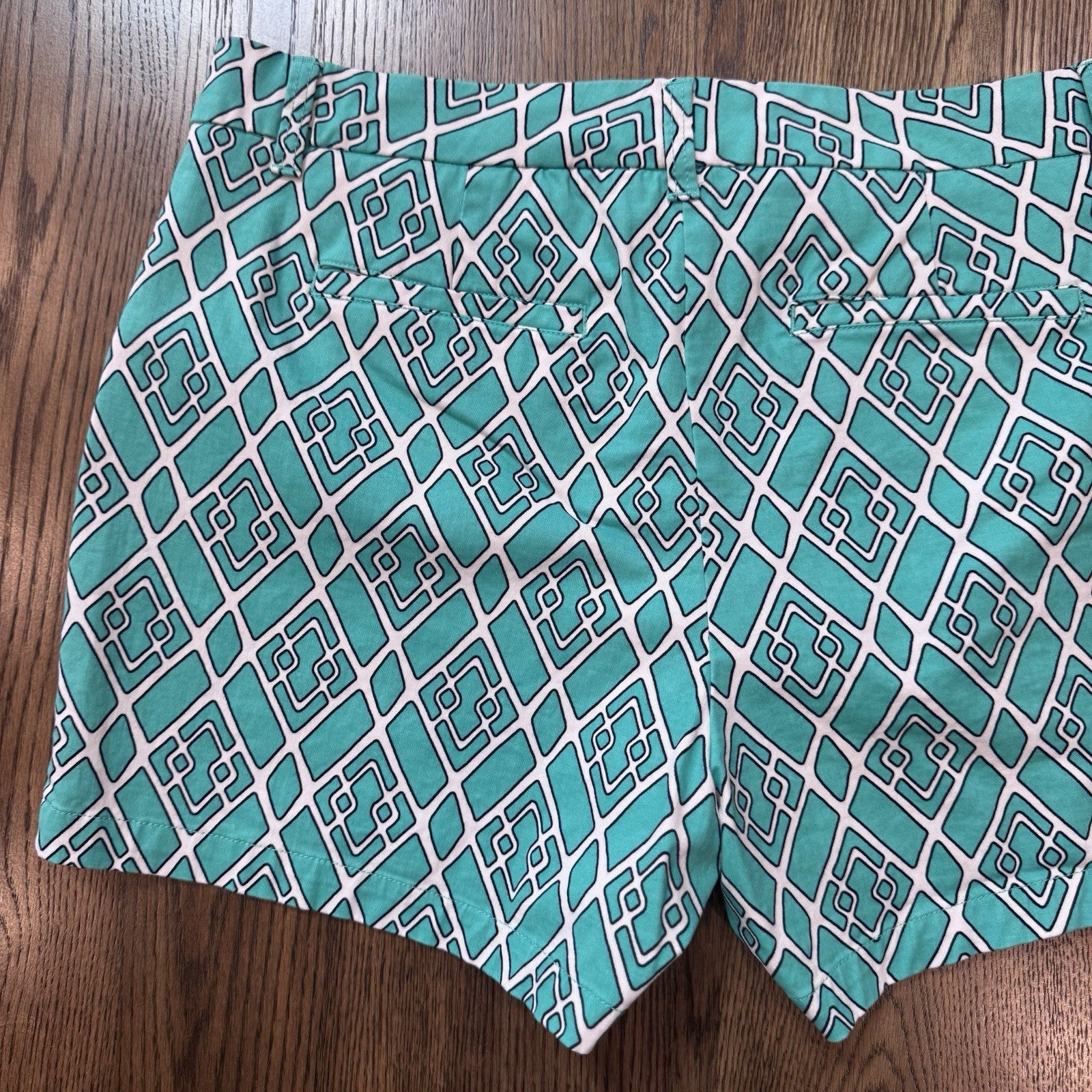 Crown & Ivy Caroline Shorts Size 14 Turquoise White Geometric Print
