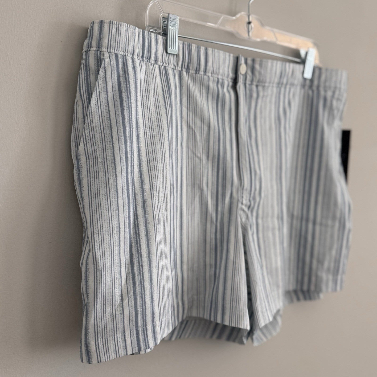 VRST Men's XL 5" Resort Short Muted Denim Calm Stripe NWT Slim Fit Lined Hybrid