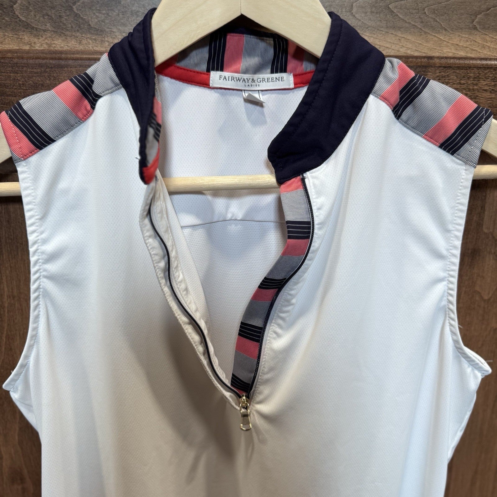 Fairway & Greene Ladies Sleeveless Golf Polo Shirt Size Small White Pink Stripe