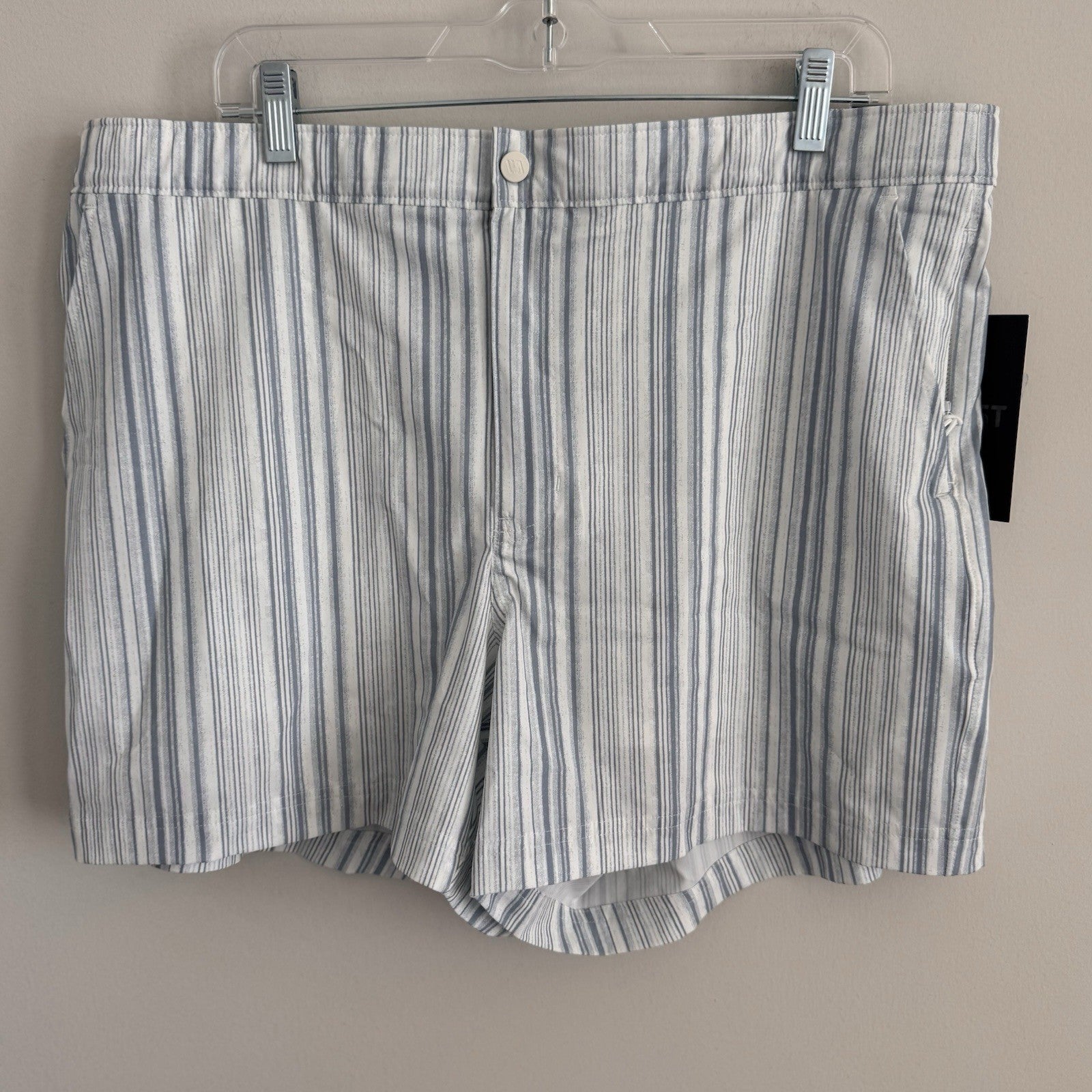 VRST Men's XL 5" Resort Short Muted Denim Calm Stripe NWT Slim Fit Lined Hybrid