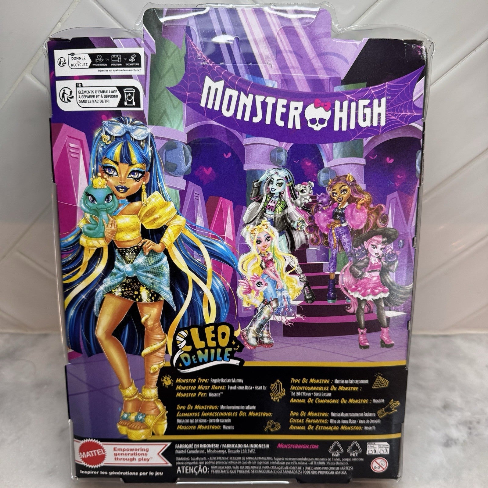 Monster High Cleo De 'nile with Hissey Pet and Accessories 11" doll sealed new