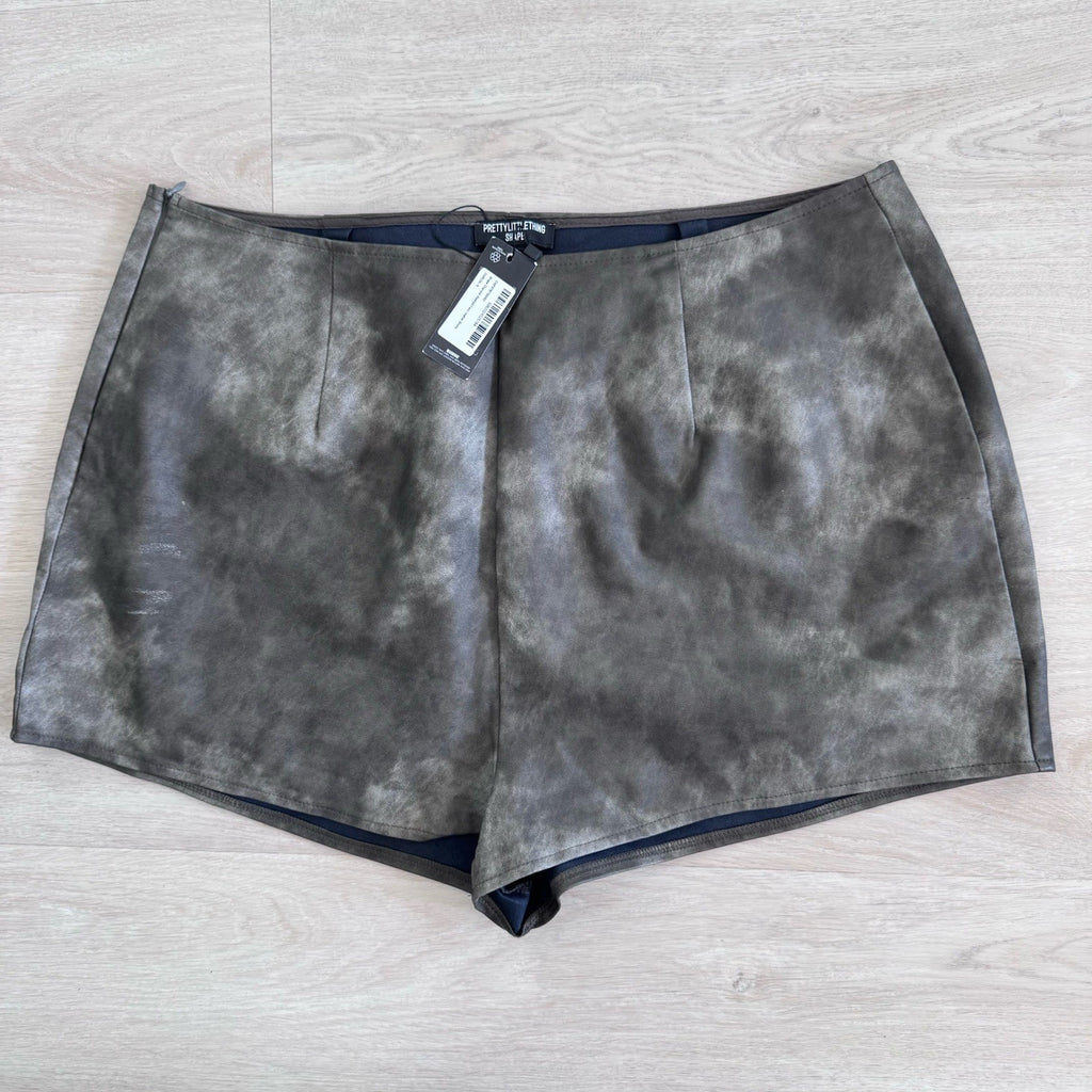 NWT PrettyLittleThing “Shape” Charcoal Washed Faux Leather Shorts Size 14