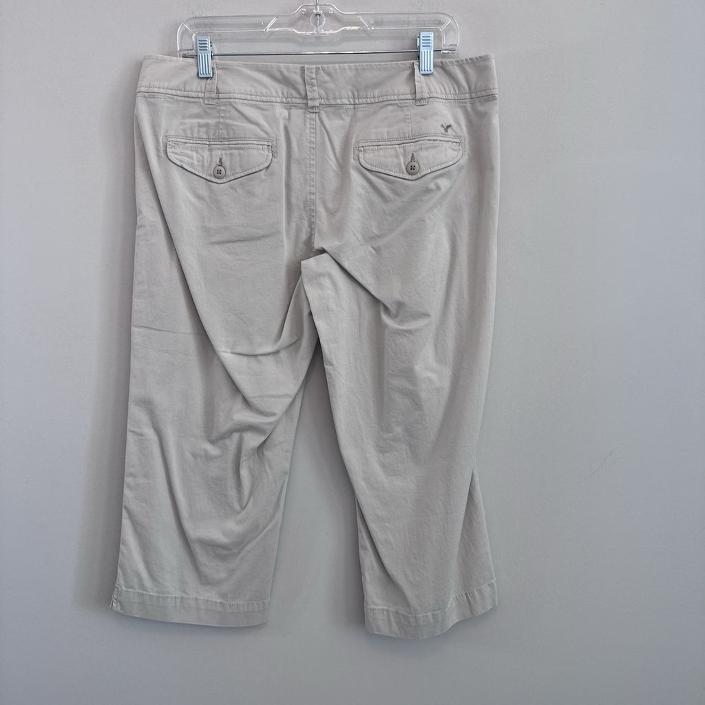 American Eagle Womens 12 Capri Pants Beige Khaki Stretch Cropped Casual Y2K