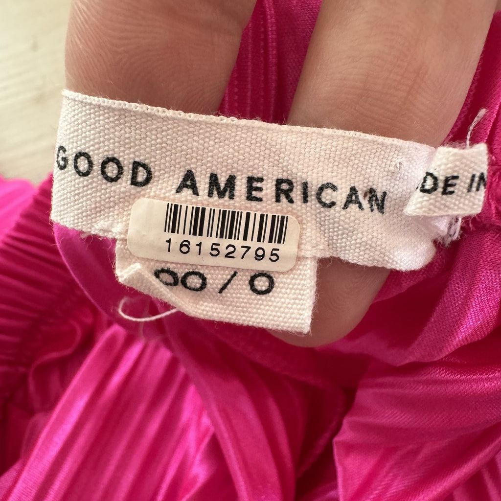Good American Fuchsia Women’s Pleated Shorts 00 0 Satin Barbiecore