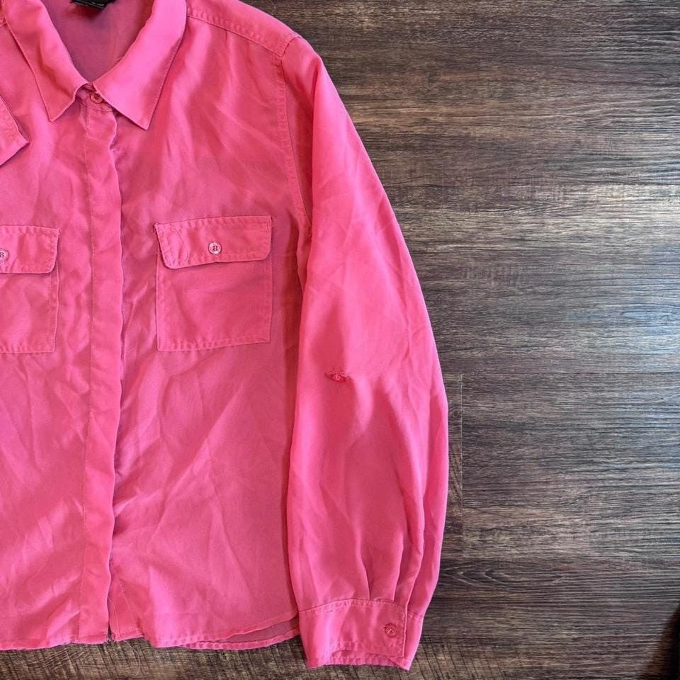 Vintage wet seal size XL Pink button-up blouse with a relaxed fit