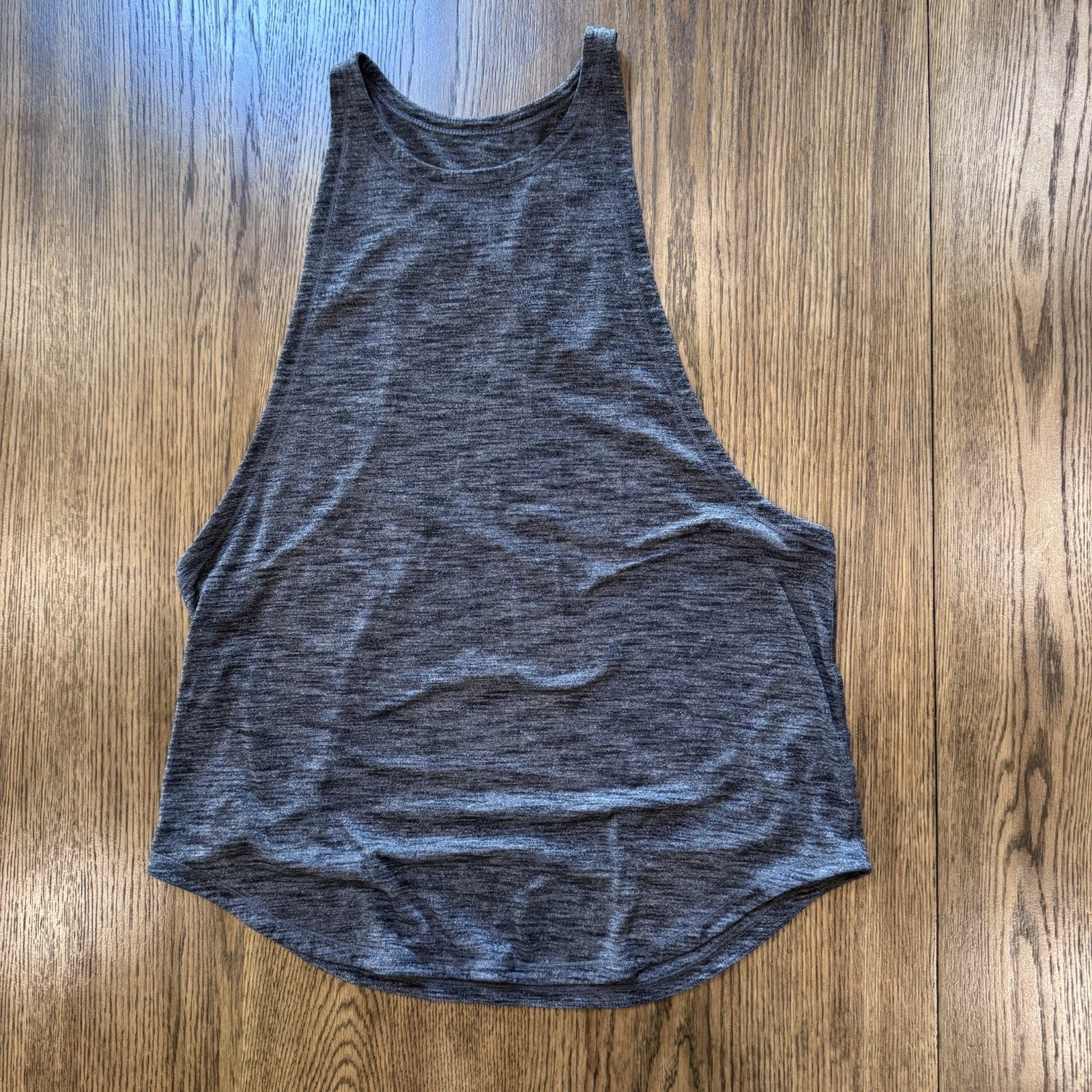 Lululemon Women’s Dark Gray Racerback Tank Top Size 6/8 (Estimate)