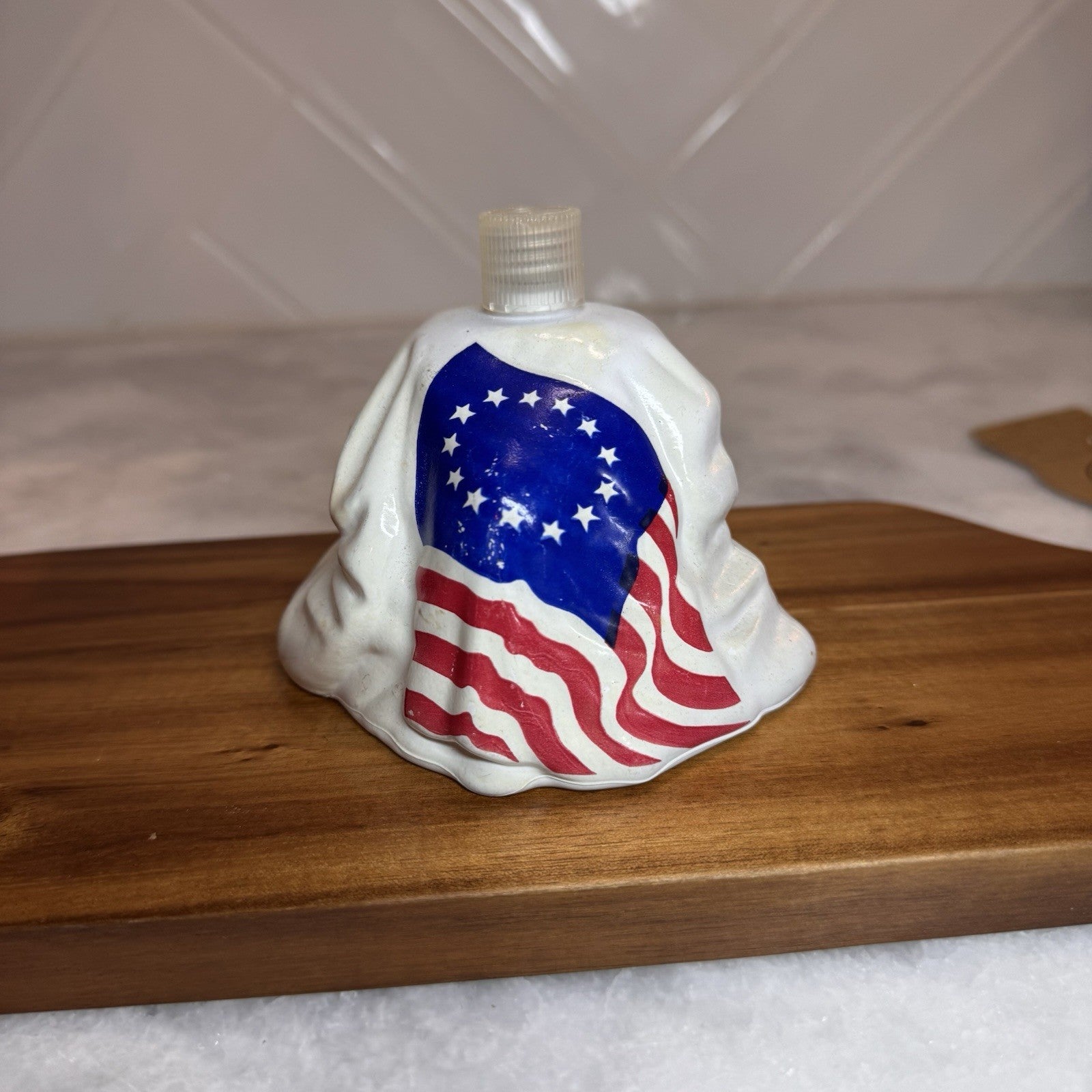 Vintage 1976 Avon Bicentennial Bell Decanter July 4 1776 Betsy Ross Flag Empty