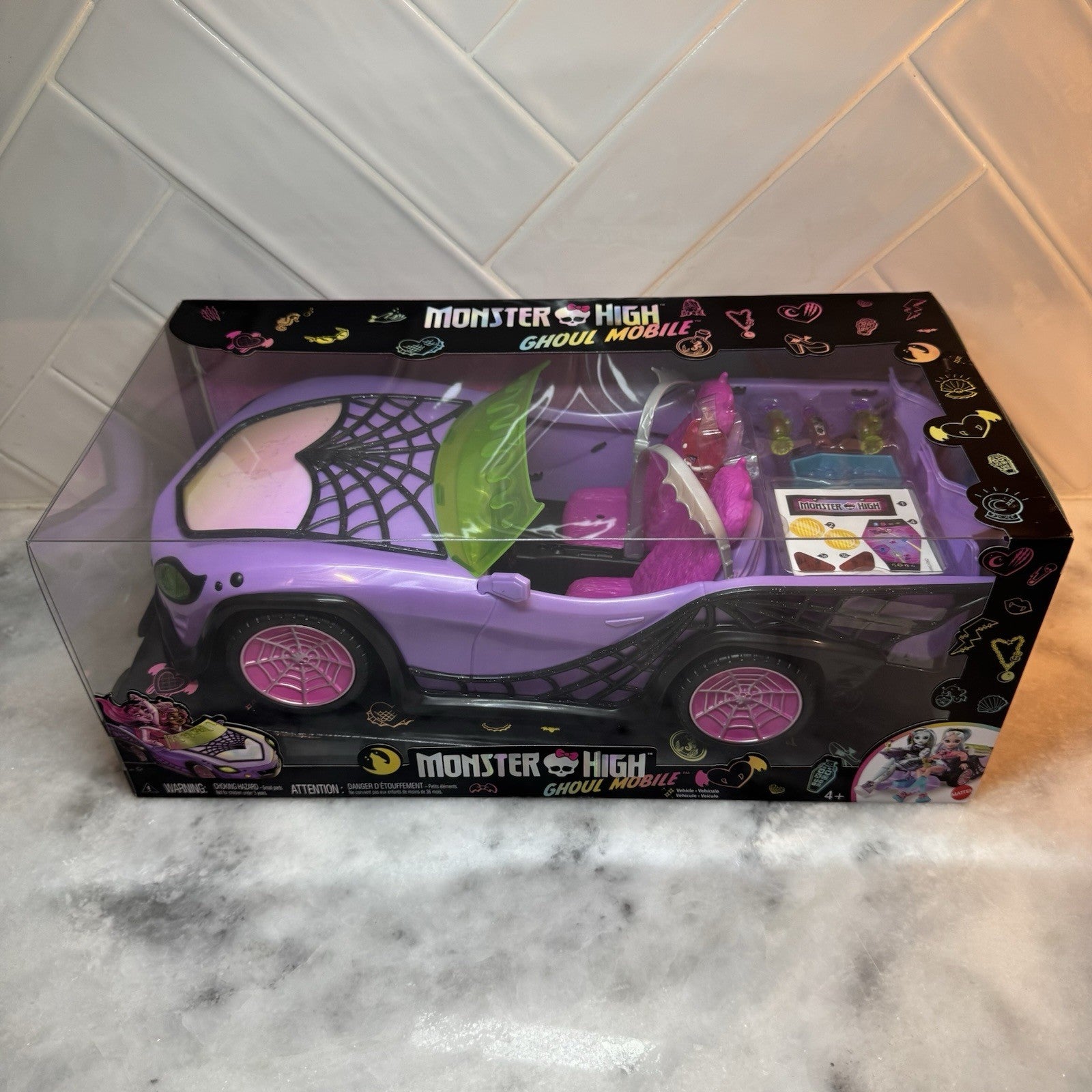 Mattel Monster High Ghoul Mobile Car Playset Purple Pink with Accessories