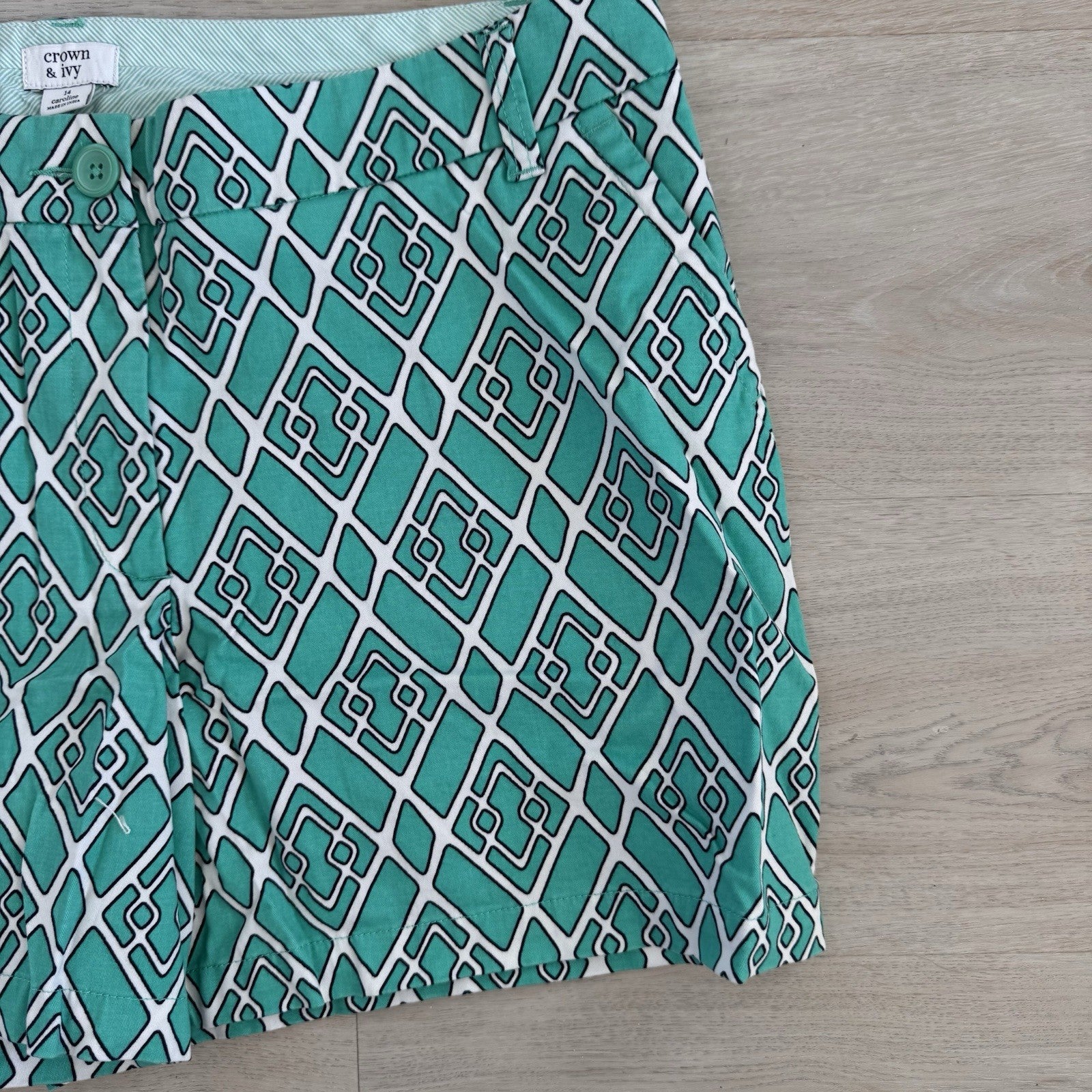 Crown & Ivy Shorts Lot Of 2  Size 14 Geometric & Medallion Print Cotton