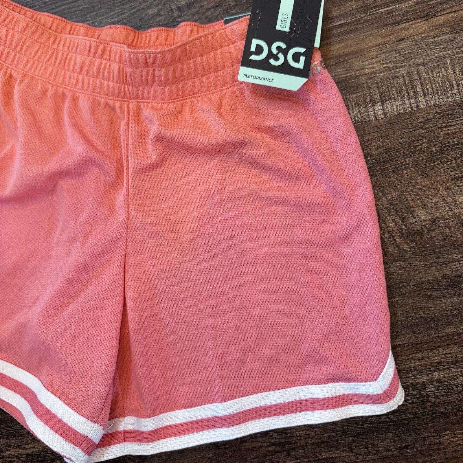DSG Girls Mesh Shorts Coral Sky Size L NWT $20 Mid Rise Relaxed Fit Pink