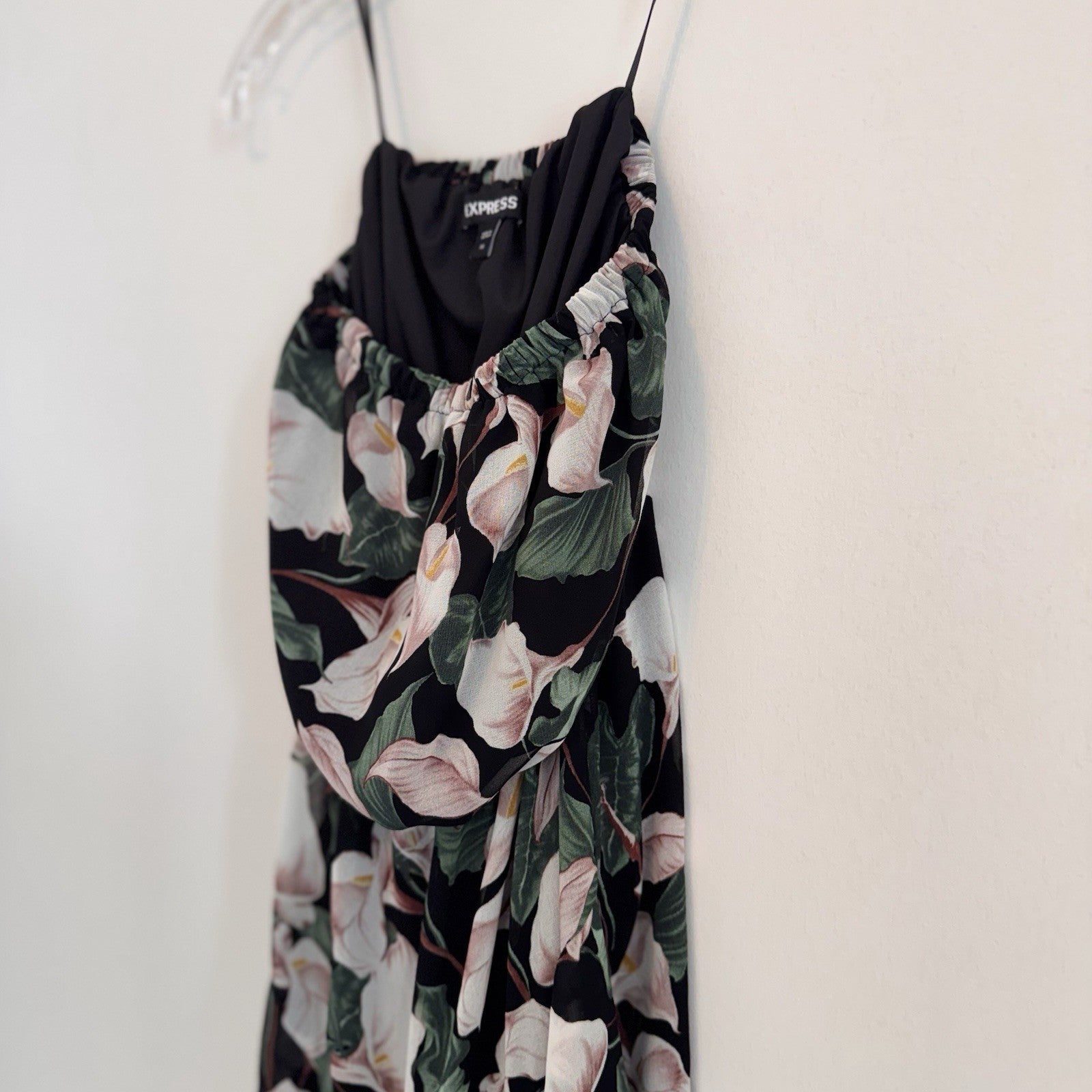 Express Black Floral Romper XS Calla Lily Print Ruffle Hem Strappy Back
