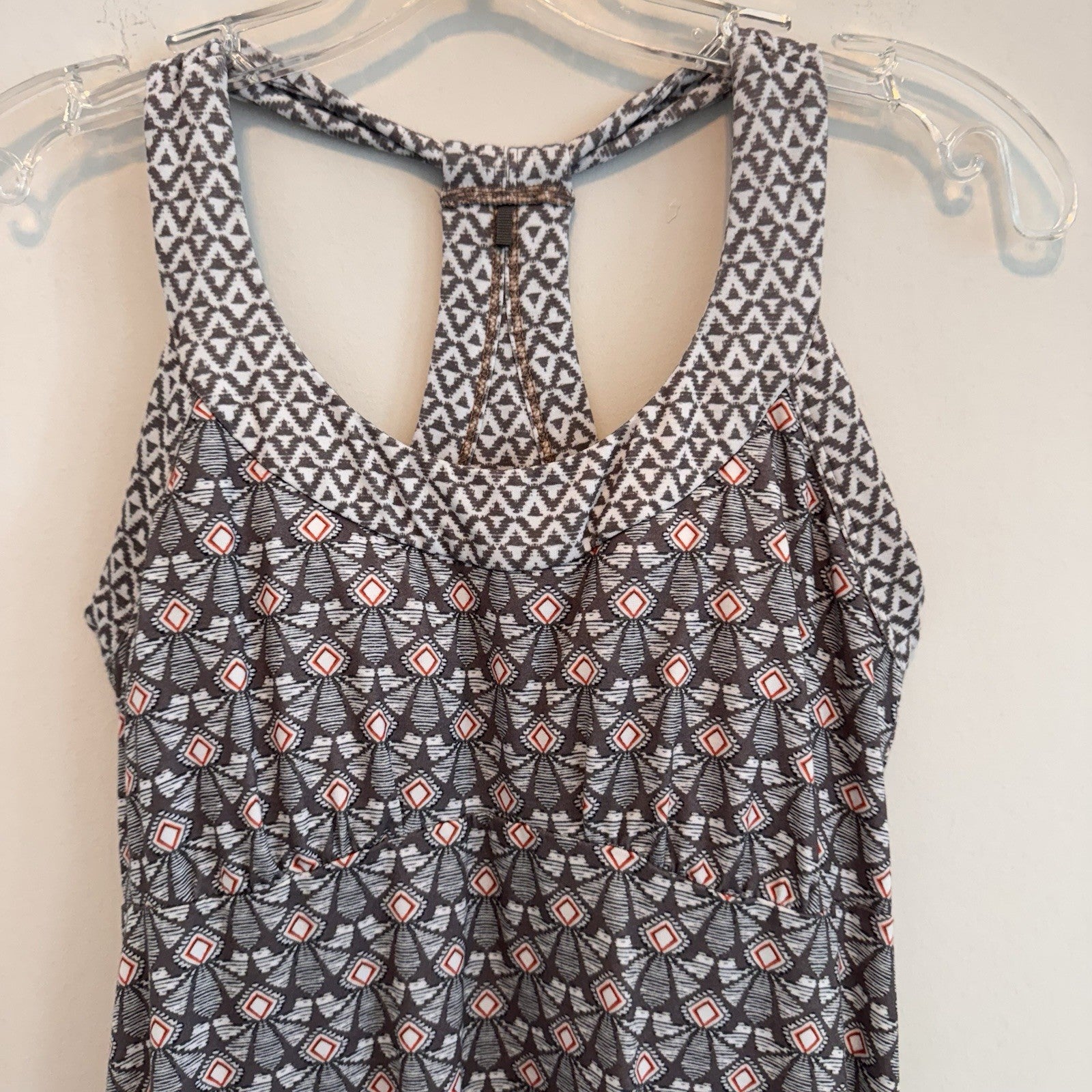 prAna Womens Small Gray Geometric Racerback Athletic Dress Built-in Shelf Bra