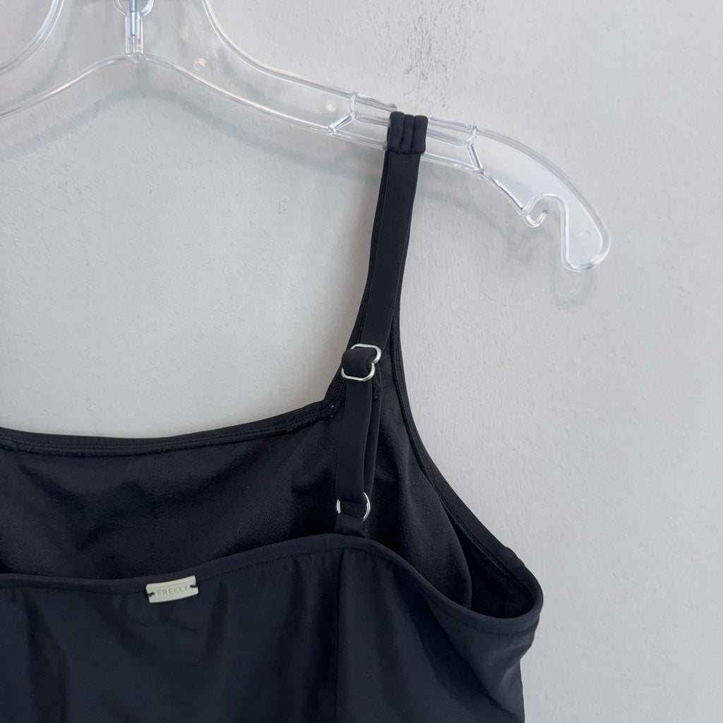 NWT Freely Black Cropped Tankini Top M Square Neck Swim Top