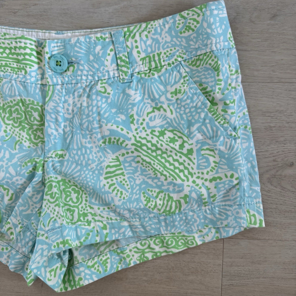 Lilly Pulitzer Walsh Shorts Size 4 Blue Green Print Preppy Women’s