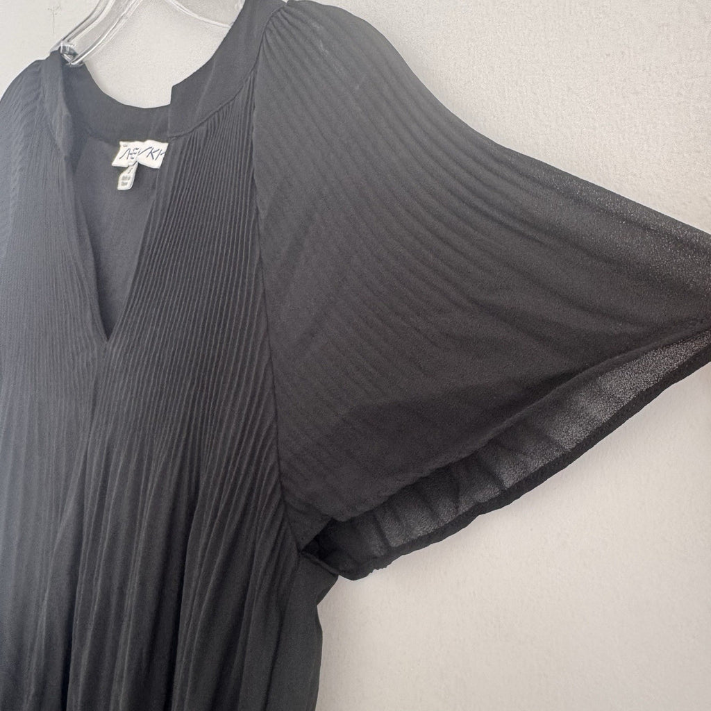 She + Sky Black Pleated Flutter Sleeve Mini Dress Women's Size S V-Neck Lined