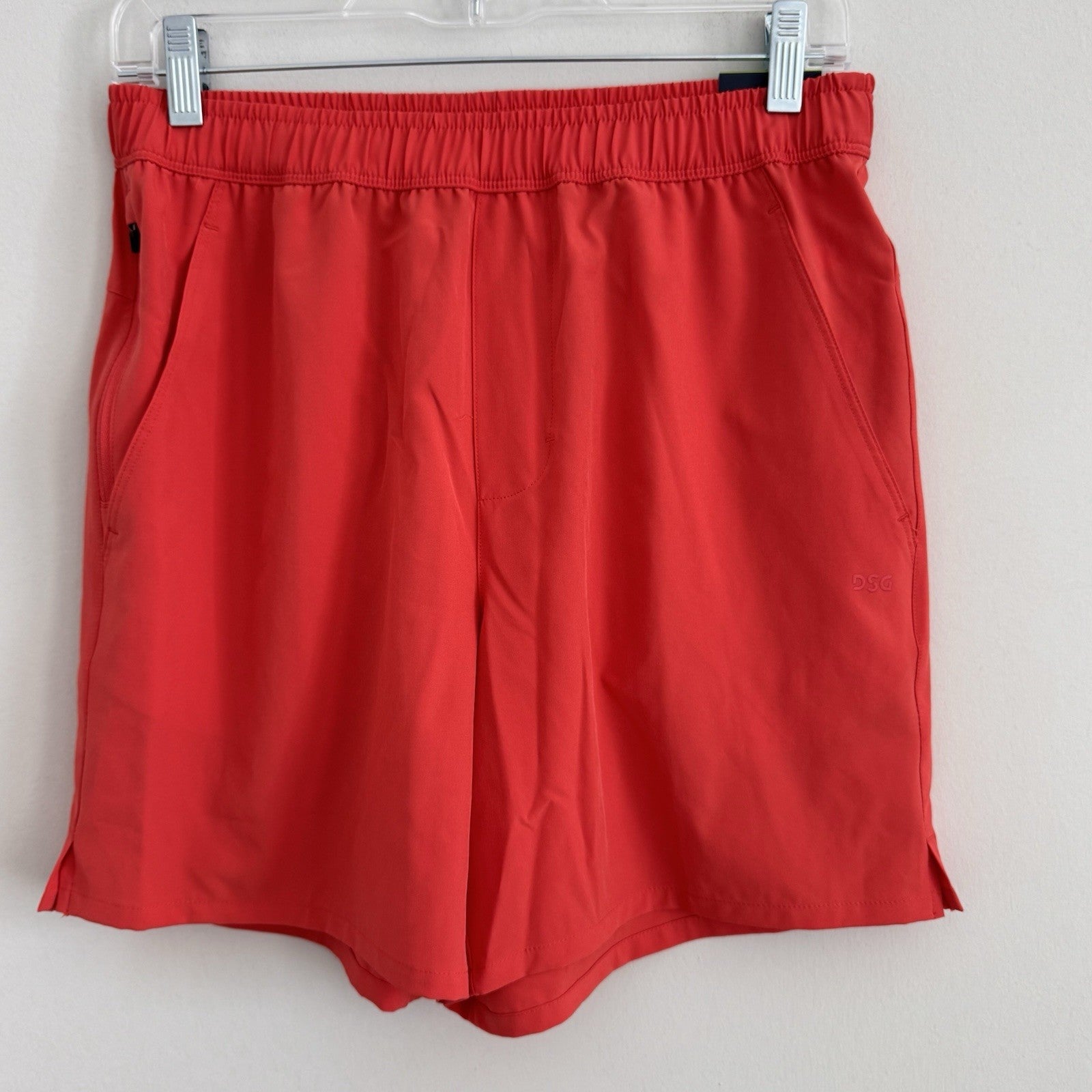 NWT DSG Mens Solid Red 6" Inseam Athletic Fit Woven Agility Shorts Size S