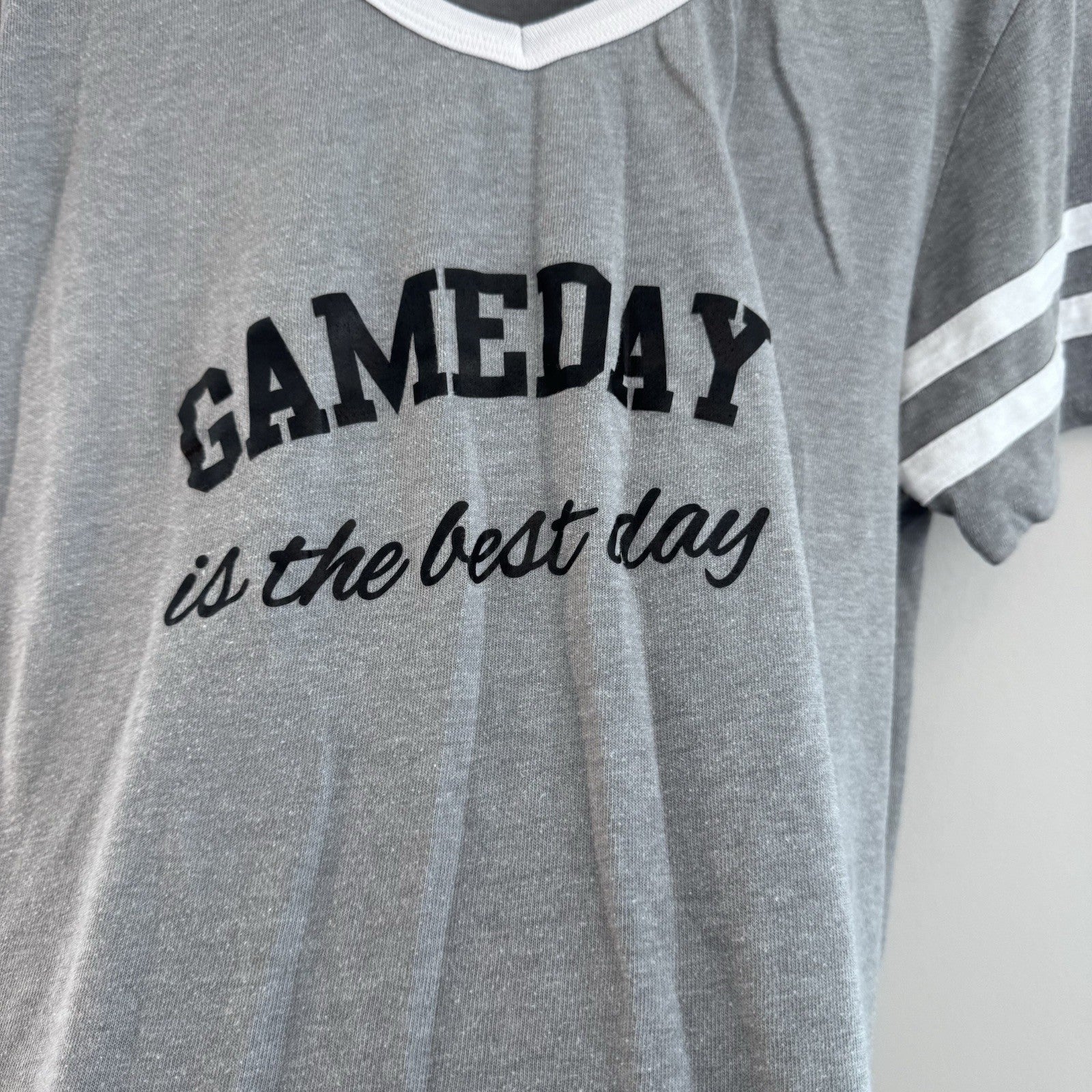 KatyDid Gameday Is The Best Day Gray V Neck Football Tee Women’s xL