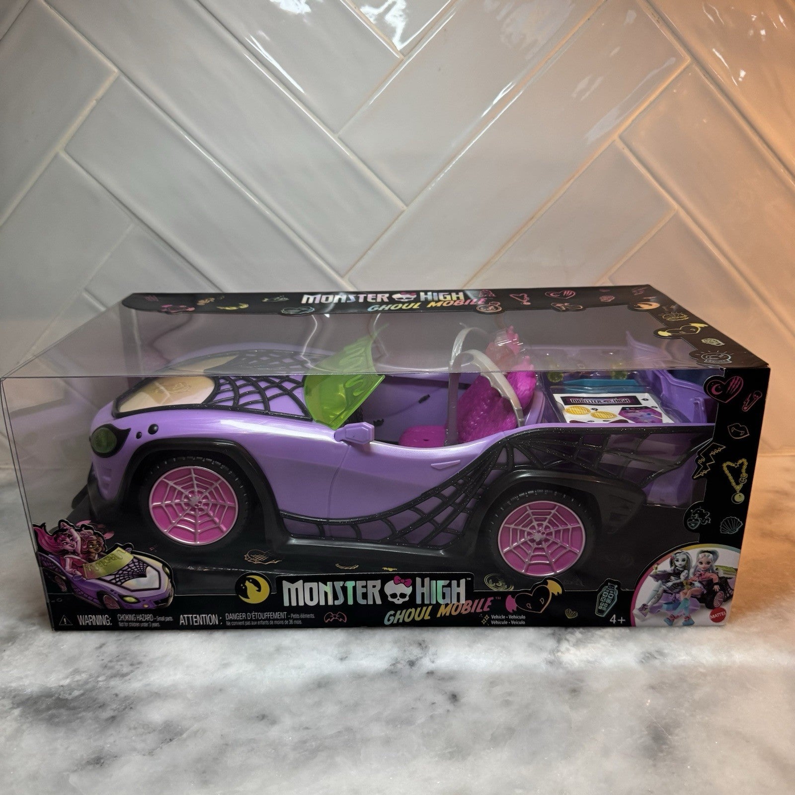 Mattel Monster High Ghoul Mobile Car Playset Purple Pink with Accessories