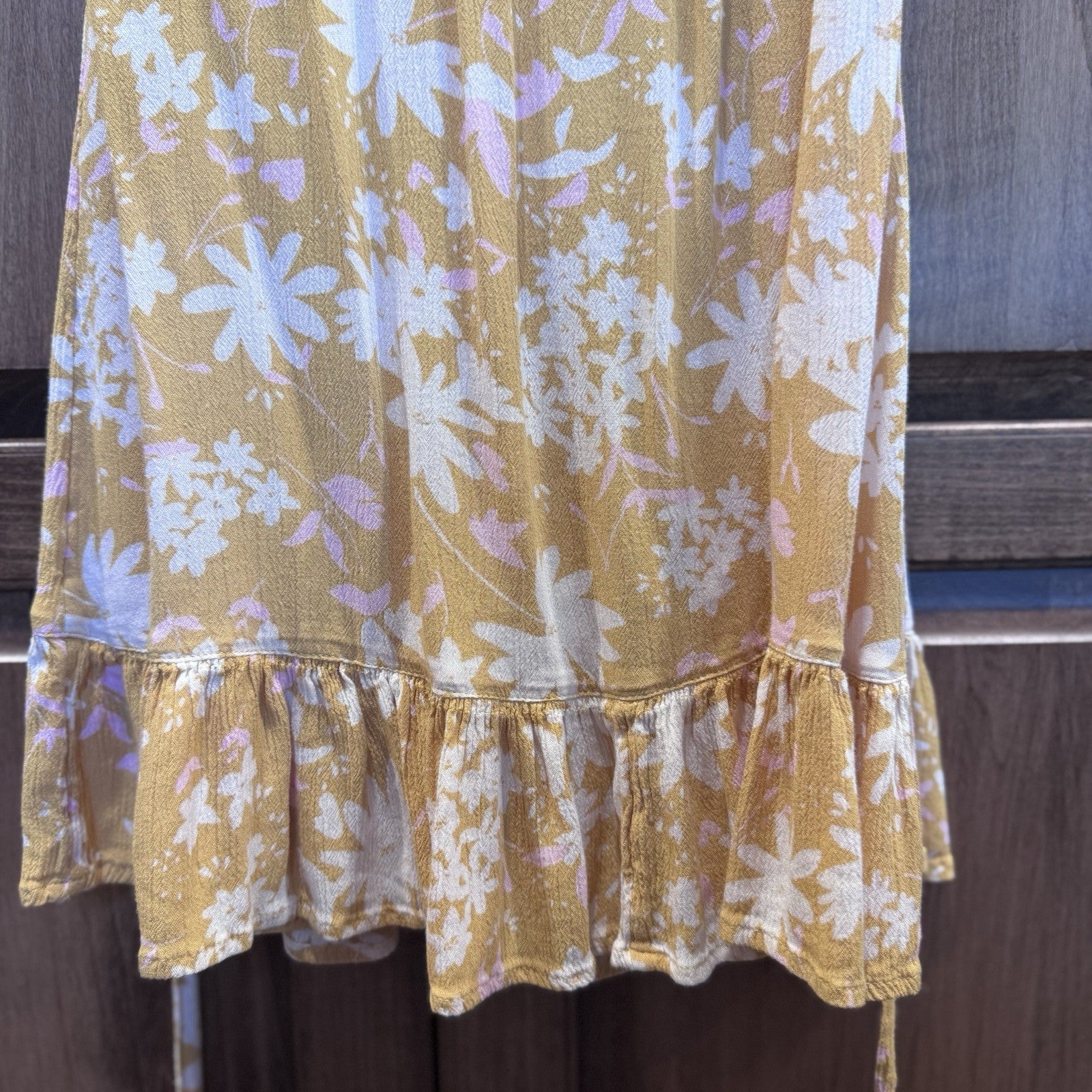 BILLABONG Wrap & Roll Mini Dress Sz S Yellow Floral VNeck Flutter Sleeve Ruffle