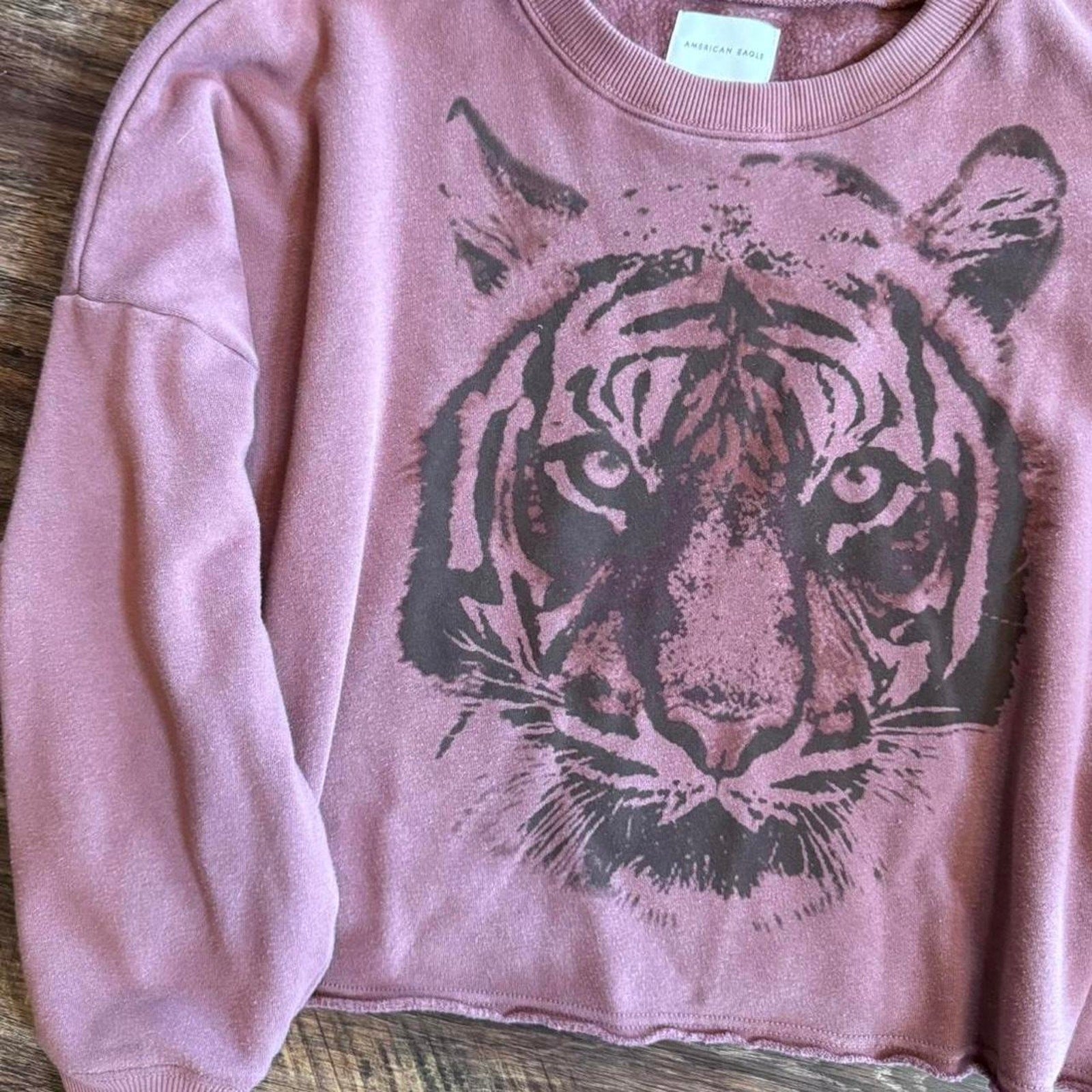 American Eagle super soft purple cropped sweatshirt with tiger graphic  LARGE