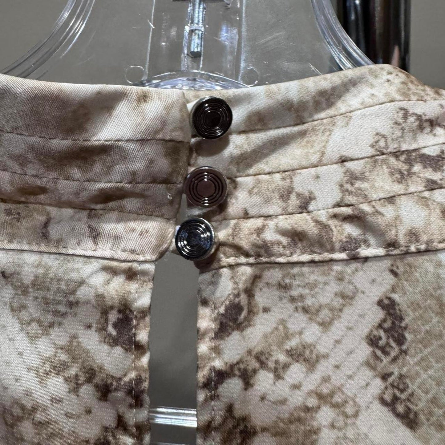 White House Black Market Women’s Sleeveless Snake Print Shell Top Size S