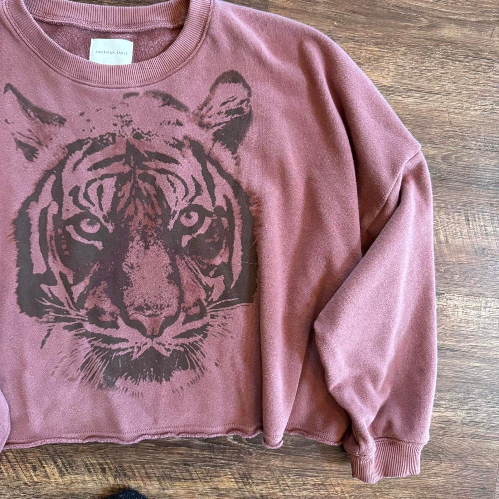 American Eagle super soft purple cropped sweatshirt with tiger graphic  LARGE