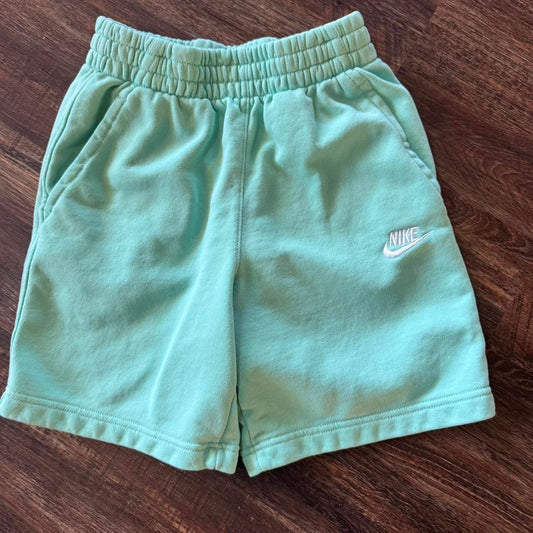 Nike All Kids Fit Sportswear Club Fleece French Terry Shorts, Green Frost, L